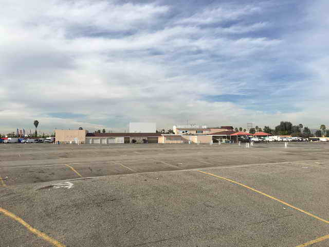Paramount Twin Drive-In - 2016 Photo